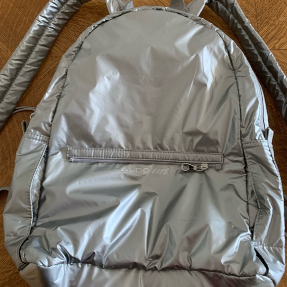 Laptop backpack - Picture 3 of 5